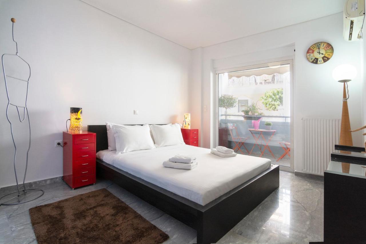 Central 3Bd Apt. Near Acropolis Athena Bagian luar foto