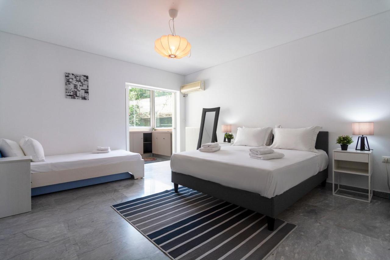 Central 3Bd Apt. Near Acropolis Athena Bagian luar foto