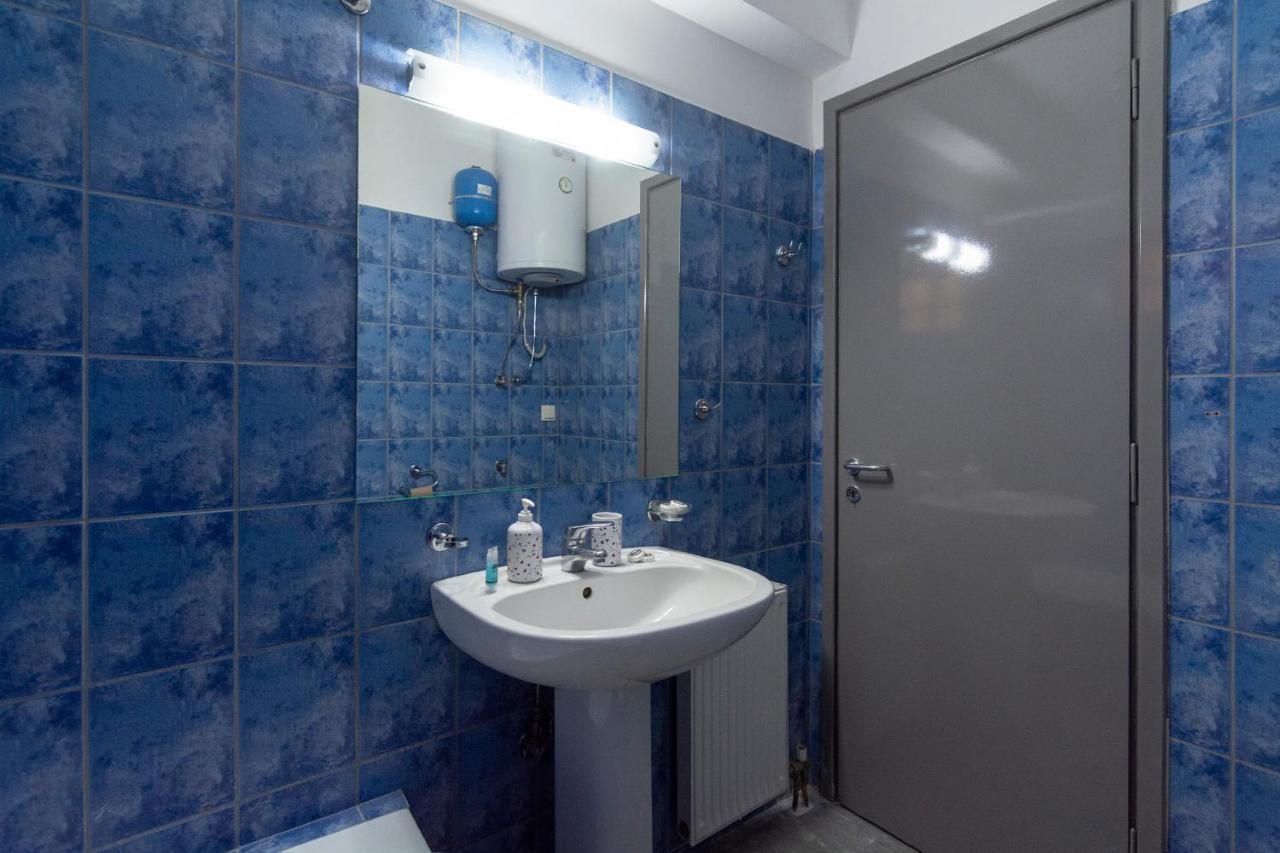 Central 3Bd Apt. Near Acropolis Athena Bagian luar foto